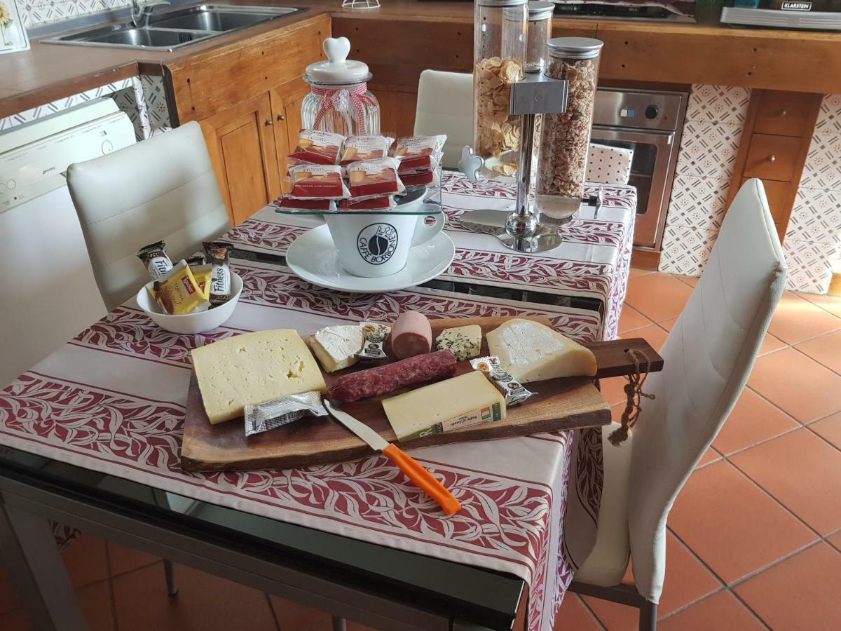 Il Giardino Di Flora Con Piscina Hotel Lecce Eksteriør billede